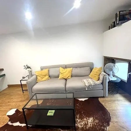 Alojamiento Tinajas Apartment *