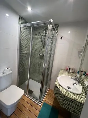 Alojamiento Tinajas 拉科鲁尼亚